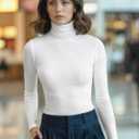 Women's Turtleneck Long Sleeve Shirts Slim Fitted Based Thermal Underwear Lightweight Active Shirt Fall Clothes 2025 (White, M)