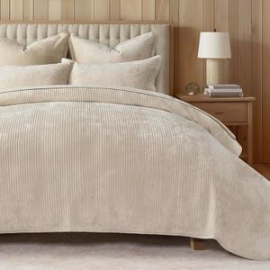 EVERGRACE Velvet Quilt Set King Size, Luxurious Soft Quilted Bedding Sets, Lightweight Velvet Comforter for All Season, Striped Channel Bedspread Coverlet with 2 Shams, 104" x 92", Ivory Sand