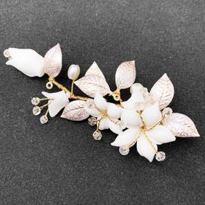Flower Bridal Hair Clips Pearl Leaf White Ceramic Floral Wedding Hair Pieces with Clips Accessories for Women Girls