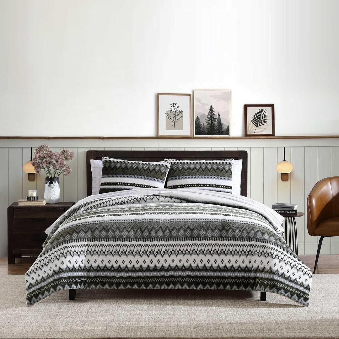 Eddie Bauer - Twin Comforter Set, Reversible Plush Bedding with Matching Sham, Dorm Essentials, Oeko-Tex Certified (Shelton Fair Isle Green)