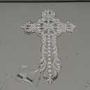 Sungmor Cast Iron Cross Wall Decor - Pretty & Ornate Metal Art, Vintage Decorative Outdoor Hanging, Rustic White Religious Sculpture for Farmhouse Home