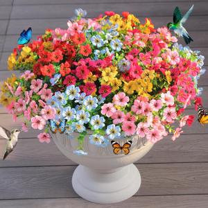Faux Flowers for Outdoor Planters 16 Bundles UV Resistant Artificial Fake Eucalyptus Plants Outside Spring Summer Yard Decor Realistic Silk Daisy Used for Patio,Front Porch,Pots Decoration