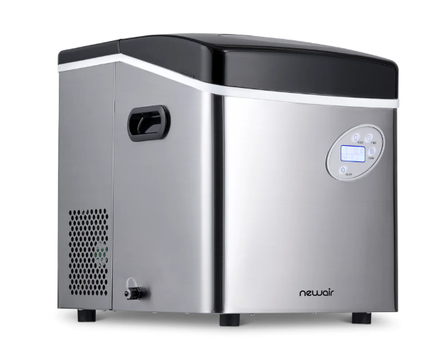 NEWAIR® COUNTERTOP ICE MAKER. BULLET ICE, 50 LBS/DAY - RED
High-Capacity 50 lbs/day, BPA-Free Parts, Self-Cleaning