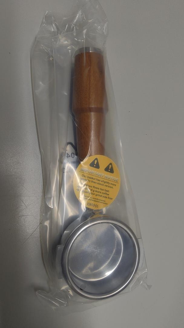 KNODOS 58mm Bottomless Portafilter for E61 Group Head | Professional BaristaGrade Naked Portafilter | Compatible with Rocket, Lelit, Ascaso, Profitec, ECM, Flair 58 & More (Rosewood)