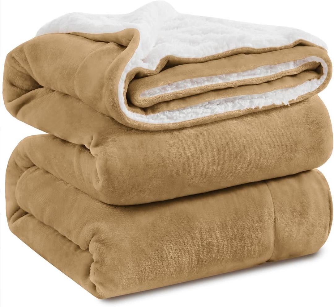 KAWAHOME Sherpa Fleece King Size Blanket for Bed - Extra Warm and Heavy Thick Blankets for Winter, Super Soft 500GSM Plush Blanket, 108" X 90" Camel