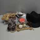 Syhood 31 Pcs Western Cowboy Christmas Tree Decor Set Velvet Christmas Ball Rustic Cowboy Hat Rope Cowhide Print Xmas Tree Skirt Wooden Ornament Vintage Burlap Ribbon for Xmas Holiday Party Home Decor