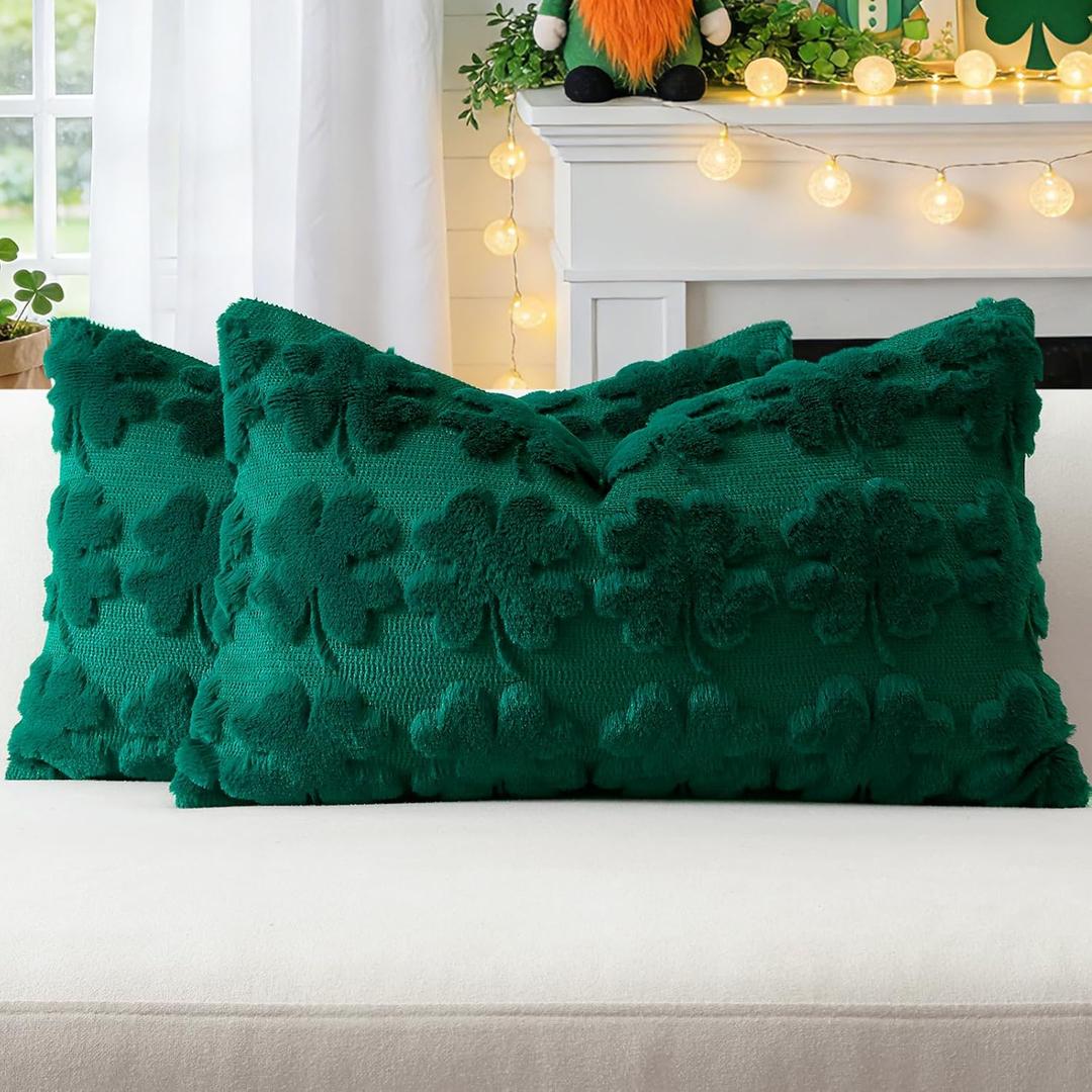 OTOSTAR St Patricks Day Throw Pillow Covers 16x24 Inch Set of 2 Shamrock Soft Plush Faux Fur Lucky Clovers Pillowcases Spring Holiday Decorative Couch Cushion Covers for Home Sofa Decor (Green)