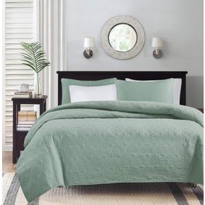 Madison Park Quebec Dusty Pale Seafoam 3-Piece Quilted King Coverlet SetFor King or Cal King Bed Ideal For Warm Climate Room Dcor or Add-on For Extra Warmth