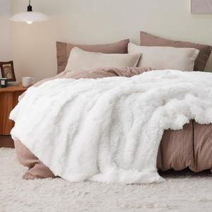 Bedsure GentleSoft Fluffy White King Size Blanket for Bed, Thick Soft Sherpa Faux Fur Fleece Bedding Fuzzy Plush Winter Warm Heavy Large King Blanket, Cozy White Gifts for Men Women, 108x90