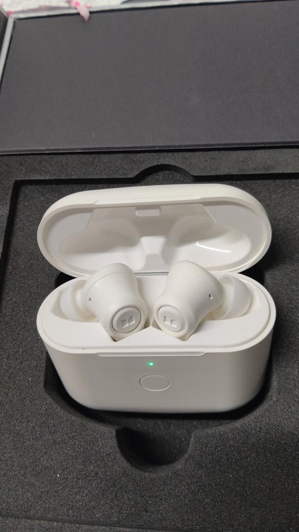 Monster Verse HD True Wireless Bluetooth Earbuds with Charging Case - White