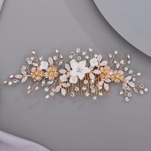 White Floral Hair Comb, Gold, Vintage Hair Piece for Bride Bridesmaid, Handmade Item, Fashion Jewelry Hair Combs, Delicate Wedding Jewelry