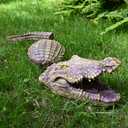 Alligator Pool Float Scary Decor - Gator Scare Away Geese Duck Bird Animal Large Crocodile Statue Floating Pond Decor Outdoor Garden Yard Lake Halloween Swimming Pool Decorations