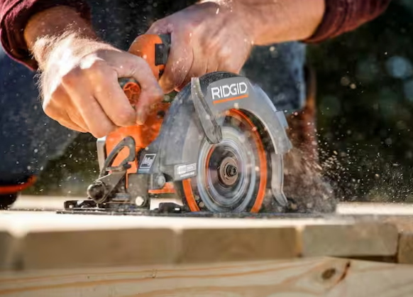 18V SubCompact Brushless Cordless 6-1/2 in. Circular Saw (Tool Only)