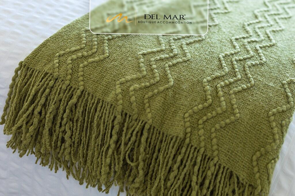 Knitted Decorative Throw Blanket for Couch Sofa Chair Bed，Soft Warm Cozy Light Weight for Spring Summer (50''X60'' Avocado Green)