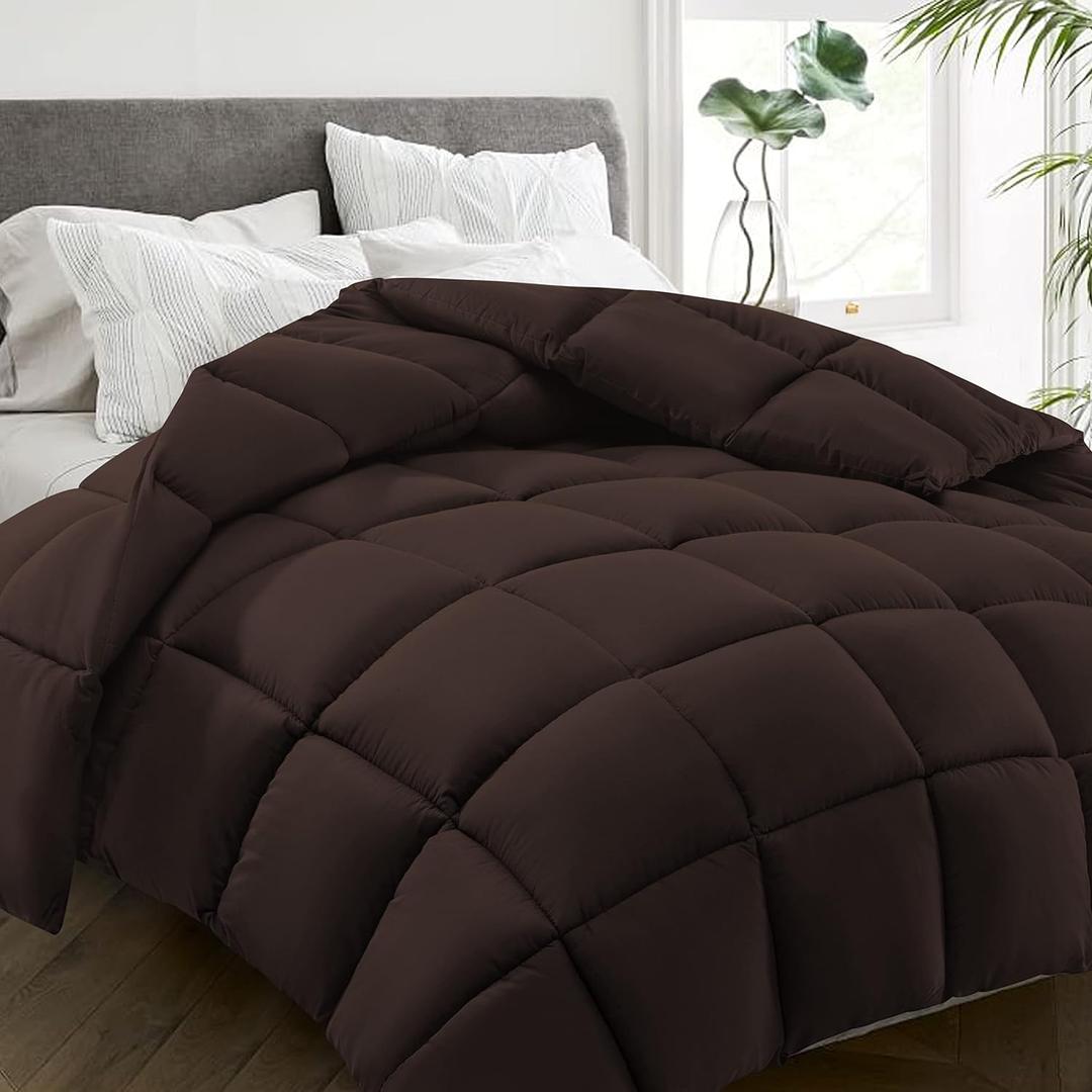 HYLEORY All Season Twin Size Bed Comforter - Cooling Goose Down Alternative Quilted Duvet Insert with Corner Tabs - Winter Warm - Machine Washable - Brown