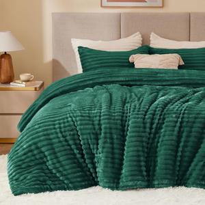 BEDELITE Fleece Twin Comforter Set -Super Soft & Warm Fluffy Dark Green Bedding, Luxury Fuzzy Heavy Bed Set for Winter with 1 Pillow case