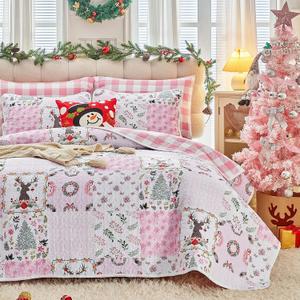 Joyreap 3pcs Christmas Quilt Set King, Pink Xmas Patchwork Design, Lightweight Microfiber Bedspread Coverlet for All Season- 102x88 inches