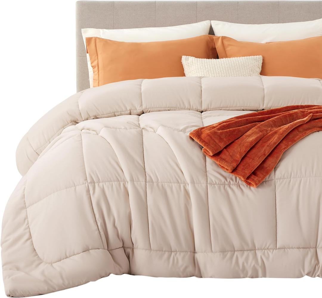 Bedsure Comforter Duvet Insert - Quilted Comforters Cal King Size, All Season Duvet, GentleSoft Down Alternative Bedding, with 8 Tabs, Gifts for Women/Men, Beige, California King 96 X 102 Inches (California King, Beige)