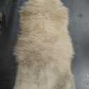 AMTOVO Faux Fur Rug, Beige Area Rug, Fluffy Sheepskin Rug, Fuzzy Ultra Soft 2 x 4 ft Shag Rugs for Bedroom Sofa Throw Cushion Room Decor, Sheepskin