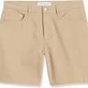 Amazon Essentials Men's Straight-Fit 7" Inseam Stretch 5-Pocket Shorts (31, Khaki Brown)