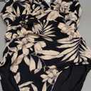 CUPSHE Women's Ruffled One Piece Swimsuit V Neck Lace Up M