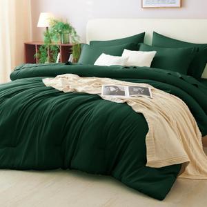 CozyLux Queen Comforter Set Emerald Green, 7 Pieces Bed in a Bag Bedding Comforter Set with Sheets, All Season Boho 7PC Bed Set with Comforter, Fitted Sheets, Flat Sheets, Pillow Shams and Pillowcases