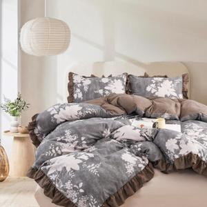 Oli Anderson King Comforter Set, Ruffle Floral Bedding Set, 3 Pieces, Brown
Vintage Botanical Print, Farmhouse Cottagecore, Soft Lightweight Flowers Comforter, All Season, Pillowcases