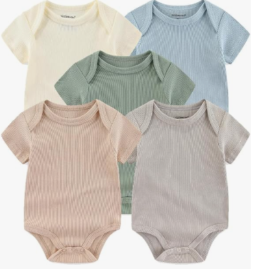 Kiddiezoom Newborn Baby Unisex Cotton One-Piece Bodysuits Baby Gift 3-Pack Baby Clothes (3-6 Months, Bds5325green)