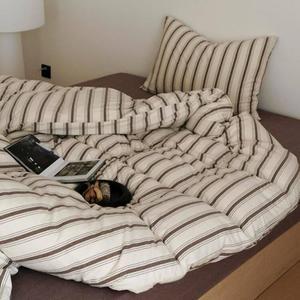 Sedefen Stripe Duvet Cover Queen Size Brown Striped Bedding Set 3 Pcs with 2 Pillowcases, Tan Vintage Stripes Reversible Soft Breathable Microfiber Duvet Cover Set for All Season