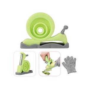 Kibbidea Vegetable Peeler, Kids Potato Peeler for Kitchen with Cut-proof Glove, Fruit Peeler for Apple, Veggie, Carrot,Cucumber, Kids Cute Kitchen Accessories (Green)
