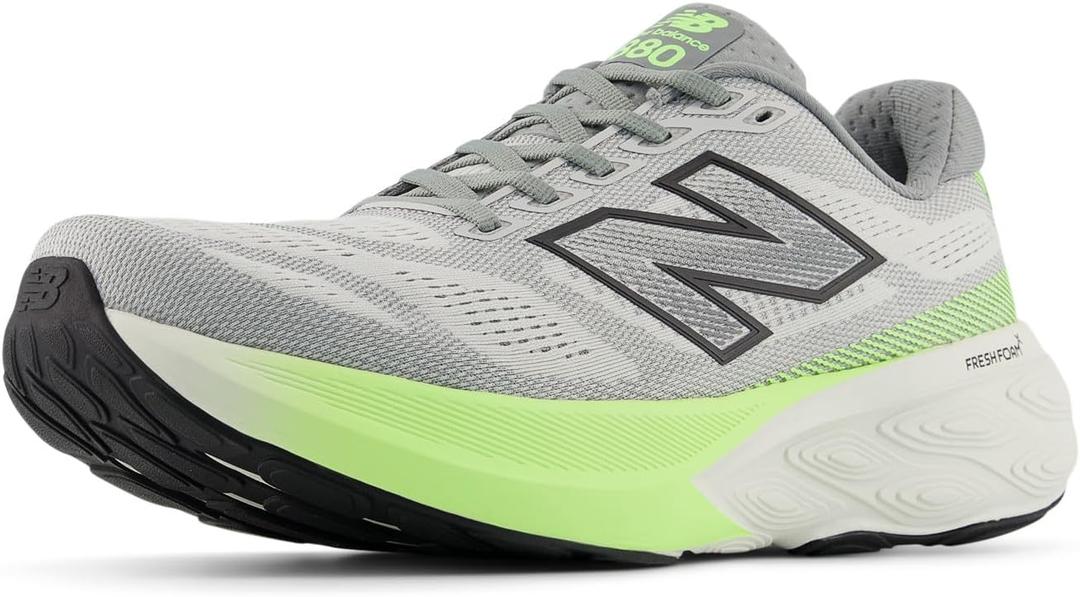New Balance Mens Fresh Foam X 880v15, Size is 10 Male