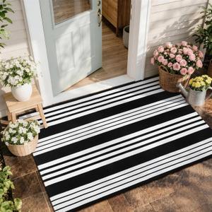 OJIA Front Door Mats Outdoor 27.5x43 Inches, Black and White Outdoor Rugs Cotton Woven Front Door Rug Machine Washable Layered Doormats for Porch/Farmhouse/Kitchen/Entryway/Patio Decor