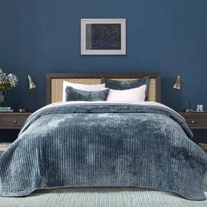EVERGRACE Velvet Quilt Set King Size, Luxurious Soft Striped Channel Bedding Set, Lightweight Velvet Comforter for All Season, Oversized Bedspread Coverlet with 2 Matching Shams, Stormy Blue