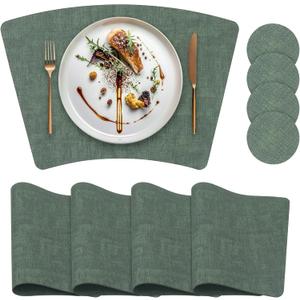Round Table Placemats Set of 4, Wedge Shaped Faux Leather Table Mats, Heat Resistant Wipeable Washable Place Mats for Dining Table Dinner Kitchen Indoor Outdoor (Dark Green)