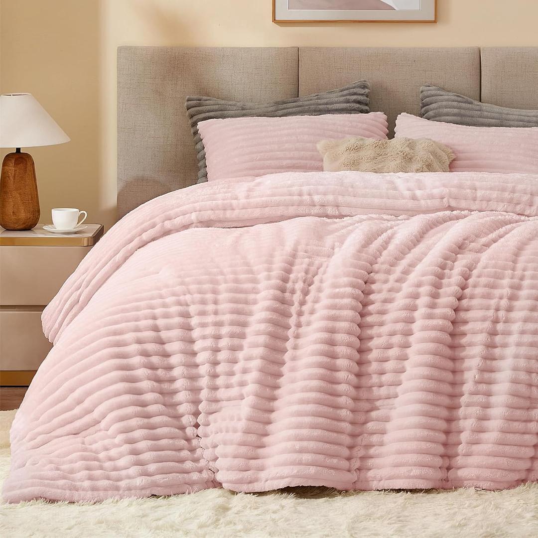 BEDELITE Fleece Queen Comforter Set -Super Soft & Warm Fluffy Pink Bedding, Luxury Fuzzy Heavy Bed Set for Winter with 2 Pillow Cases