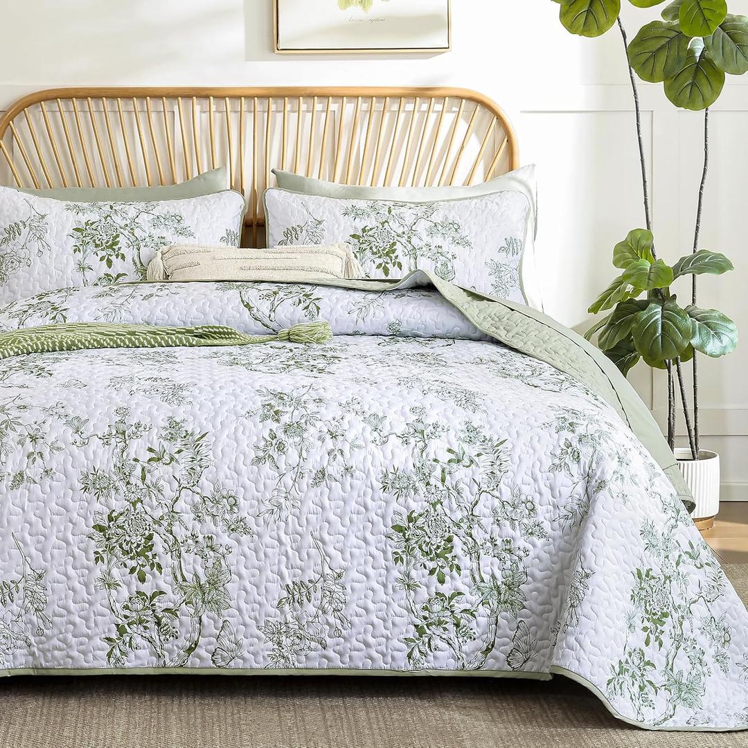 WONGS BEDDING Green Floral Quilt Set Queen,Botanical Leaf & Butterfly Pattern Quilts Bedspread Coverlet Set,Soft Beautiful Farmhouse Plants Quilts Bedding Set, Queen 96"90"