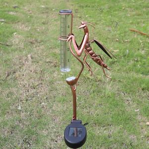 Outdoor Rain Gauge with Lights, Metal Mantis Rain Gauge with Lights, Height Adjustable, Large Capacity, for Garden, Deck, Lawn, Patio, Farm