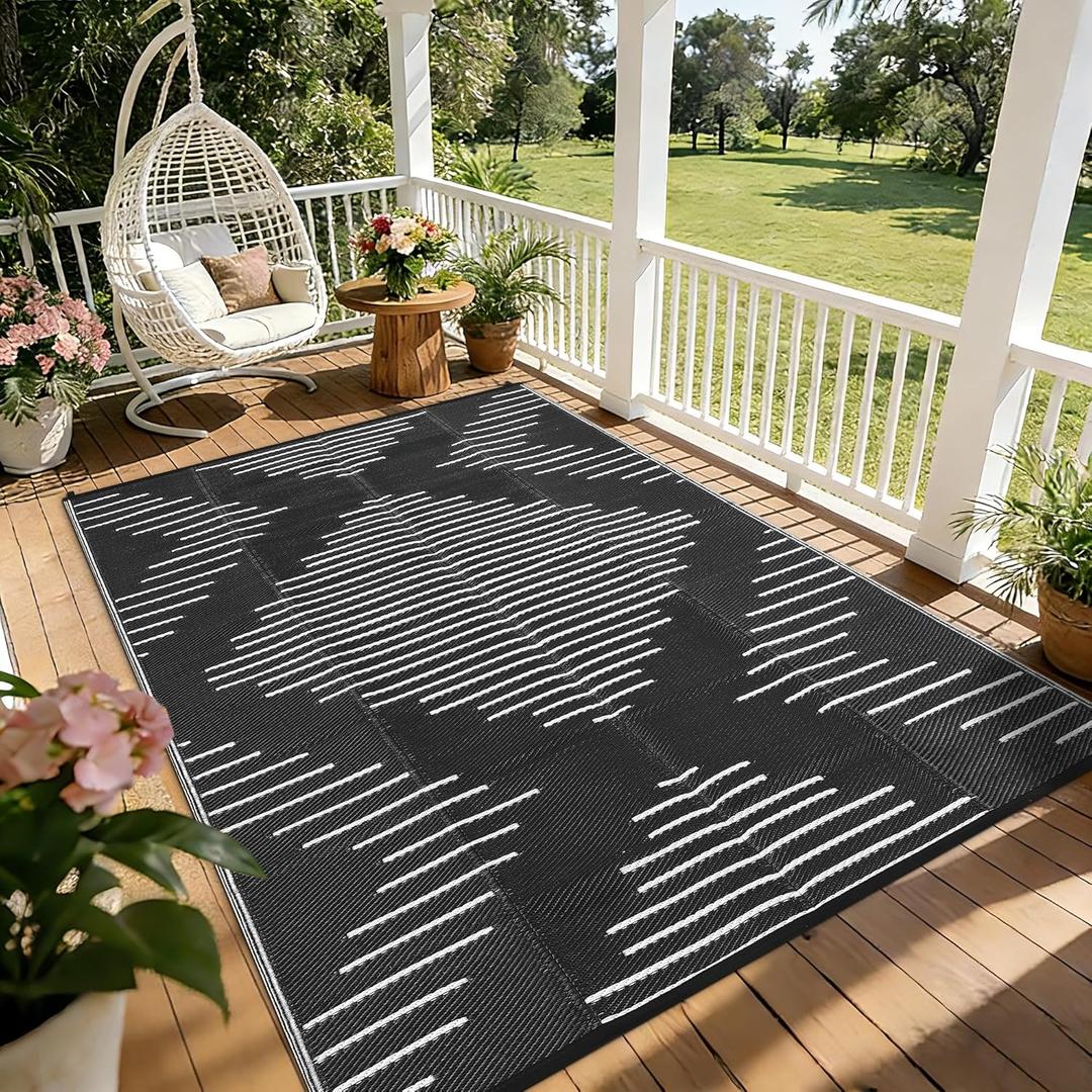 Garvee Waterproof Outdoor Rug 5x8 Rug Plastic Reversible Area Rugs Indoor Outdoor Carpet for Patio RV Porch Balcony Backyard Picnic Black White
