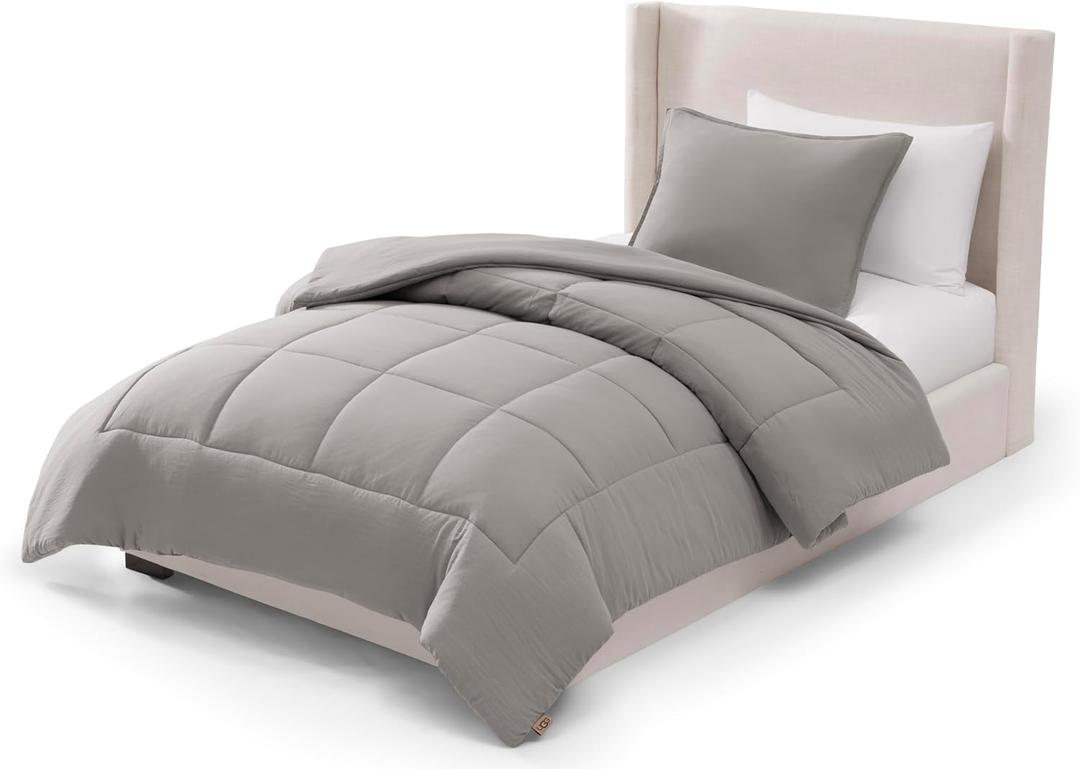 UGG Leonora Comforter Set with 1 Pillow Sham Lightweight Down Alternative Blanket Reversible All Season Washable and Hypoallergenic Bedding Set for College Dorm, Twin/Twin XL, Light Grey