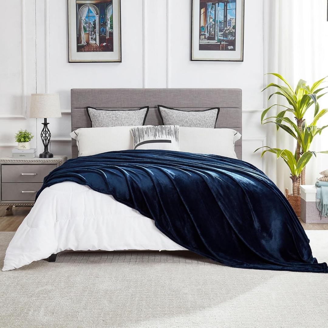 DREAMNINE Extra Large Soft Comfy Fluffy Fleece Bed Blanket Full Size 80" x 90", Luxury Decorative Fuzzy Blanket for Women Girl, Big Cozy Shaggy Warm Flannel Blankets for Winter Autumn Pets, Navy Blue