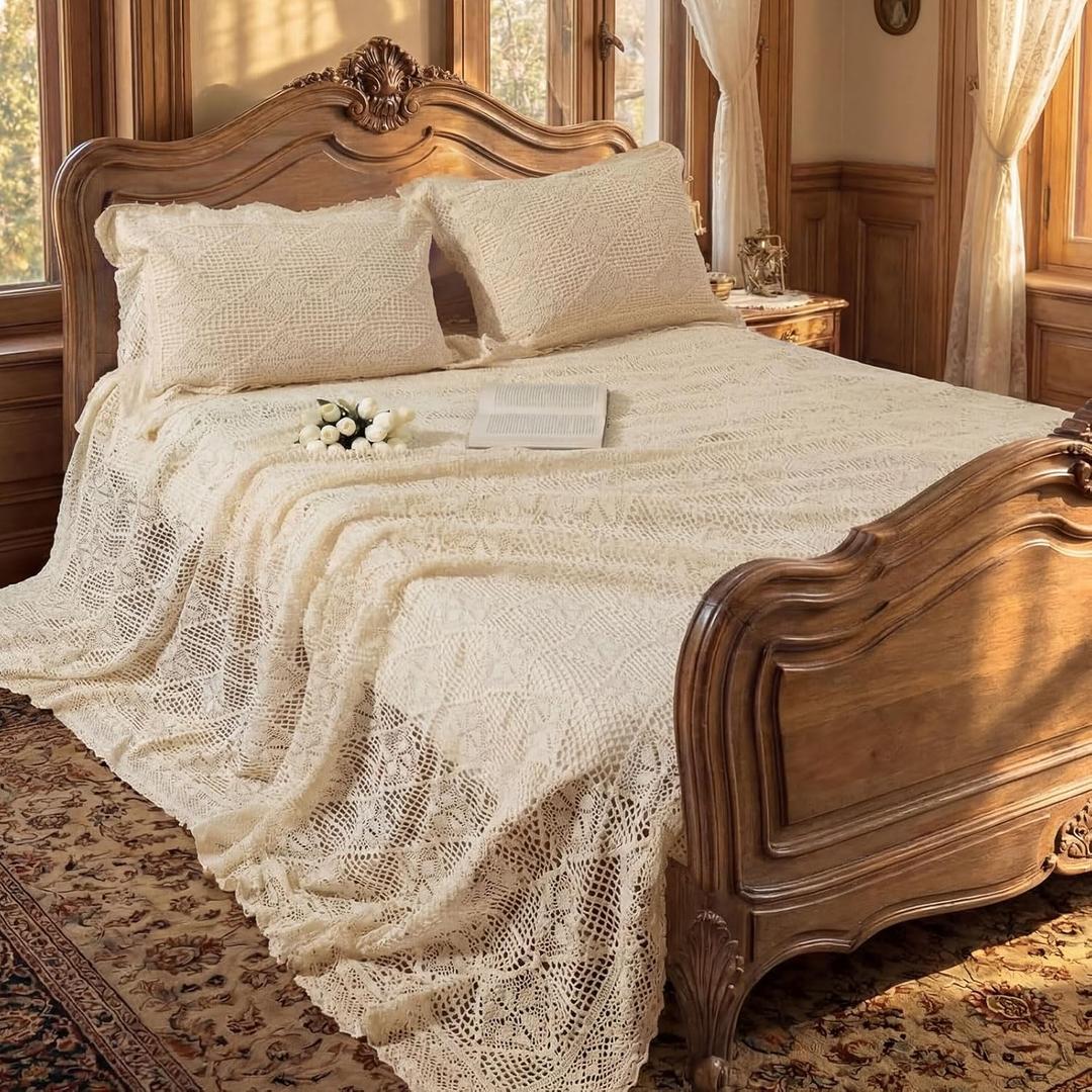 Tigeen Large Vintage Queen Bedding Set Crochet Linen Bedspread 94.5 x 110 Inches 1 Pcs Floral Beige Lace Blanket Light Blanket for Summer Bed Spread with 2 Pcs Pillowcases, Gifts for Woman
