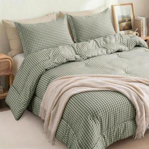 Queen Comforter Set, Modern Plaid Checkered Bedding, Green Gingham Brown Grid Bed Comforter, Soft Fluffy Breathable Farmhouse Dorm Bedding, All Seasons 3 Piece Set | Gingham