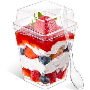 Qeirudu 50 Pack 5 oz Dessert Cups with High Lids and Spoons, Mini Plastic Yogurt Parfait Cups Square Party Serving Cup for Pudding, Appetizer, Fruit and Ice Cream