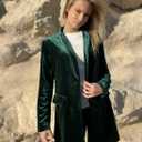 Happy Sailed Women's Velvet Blazer Jackets Casual Long Sleeve Lapel Collar Pocketed Blazer Suits Work Outfits (Green)