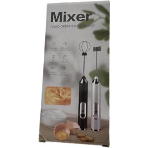 USB Powered Electric Milk Frother with 3 speed control. Comes with 3 detachable mixers.