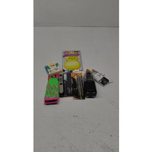 Home Set 8 Pack Pens, Note Dispenser, Socks, Metallicmarkers, PlayPack Peeps