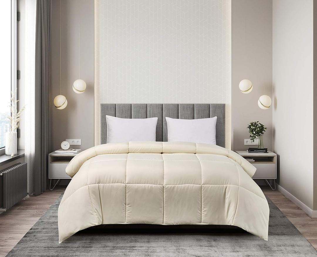 Blue Ridge Season Comforter-Hypoallergenic Polyester Fill, Full-Queen, Ivory