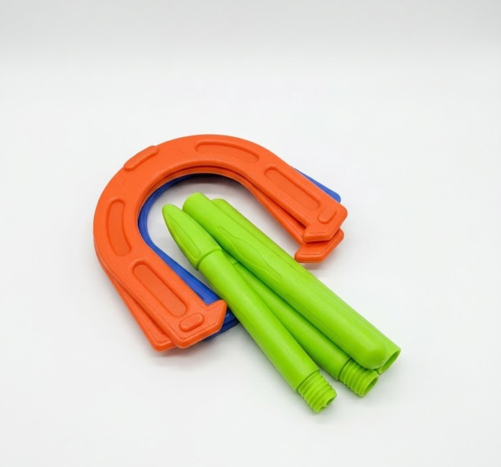 Plastic Horseshoe Game
