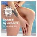 Gillette Venus Extra Smooth Sensitive Razor for Women, Includes 1 Reusable Razor Handle + 2 Refills, for Sensitive Skin with Metal Handle and Shower Holder