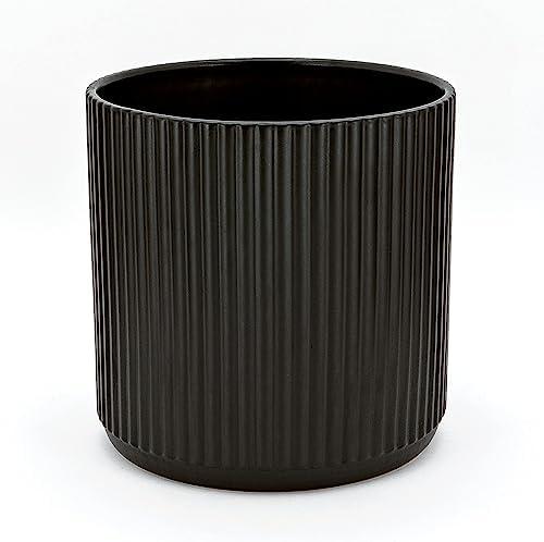 Amazon Basics Fluted Round Ceramic Planter, 8-inch, Black
